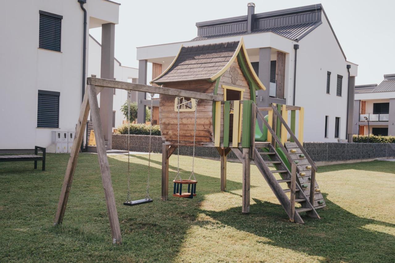 Apartamento Sunrise Banovci Exterior foto